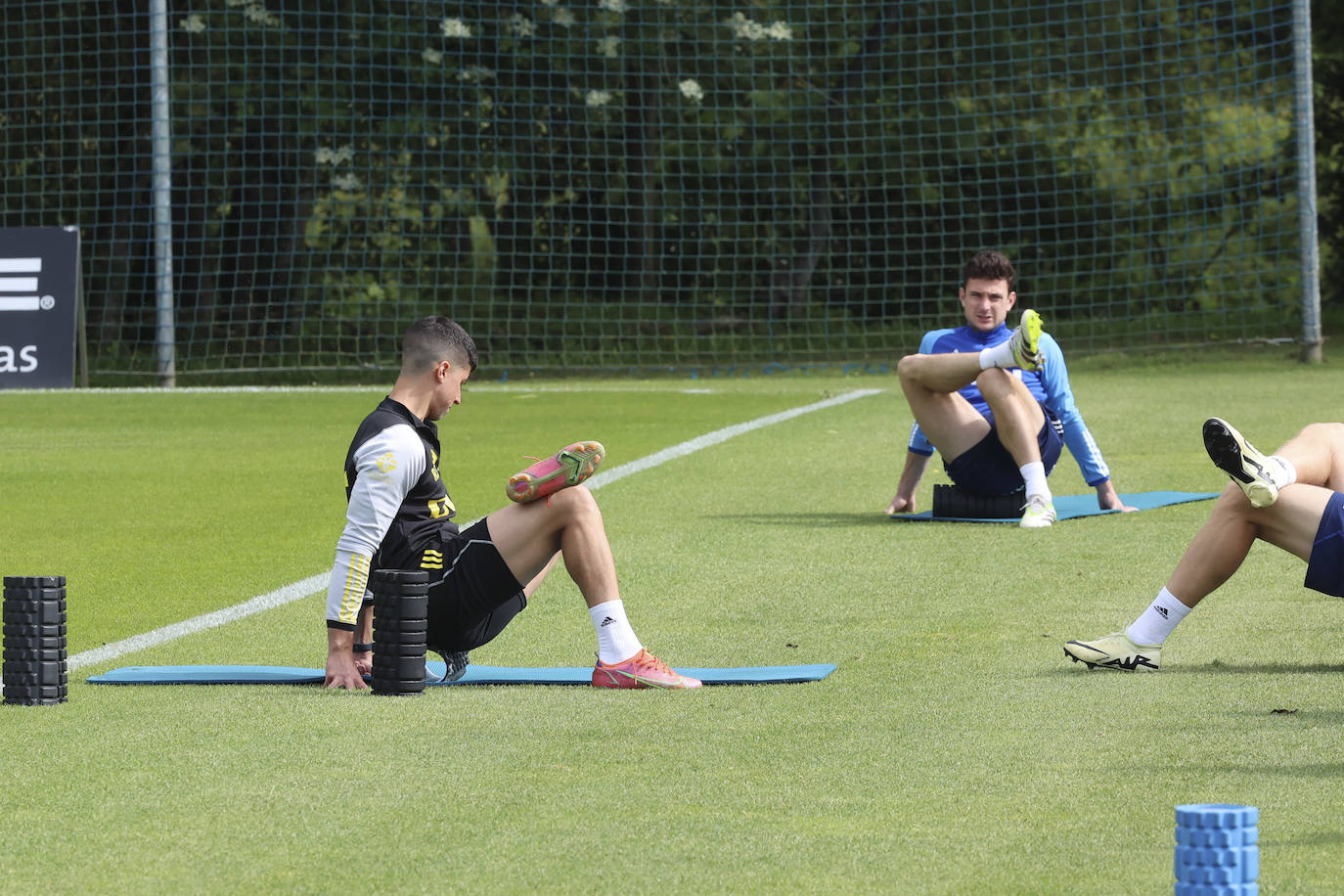 Así ha sido el primer entrenamiento del Oviedo para preparar el &#039;play off&#039; de ascenso