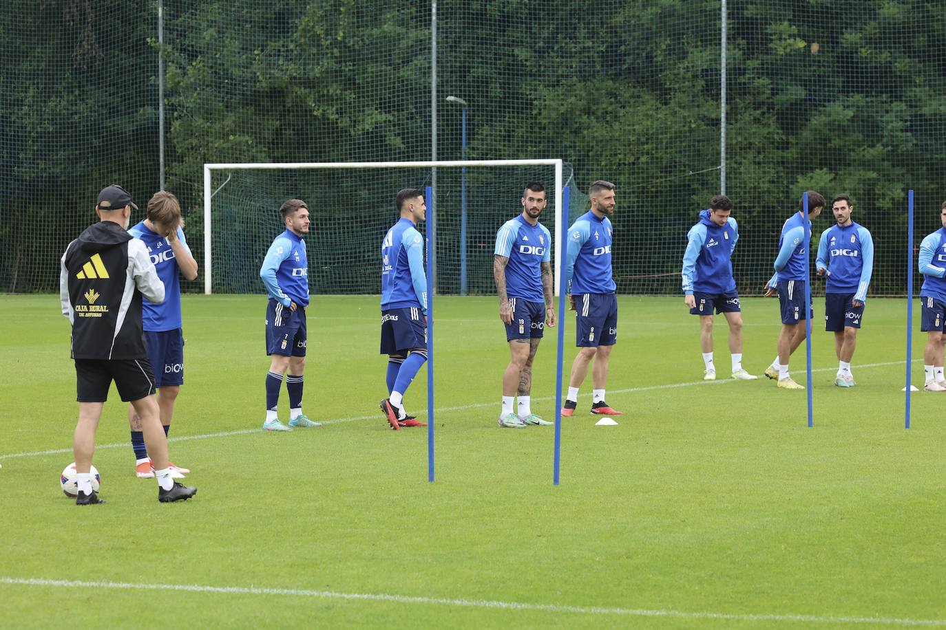 Último entrenamiento del Oviedo antes del primer partido del &#039;play off&#039;