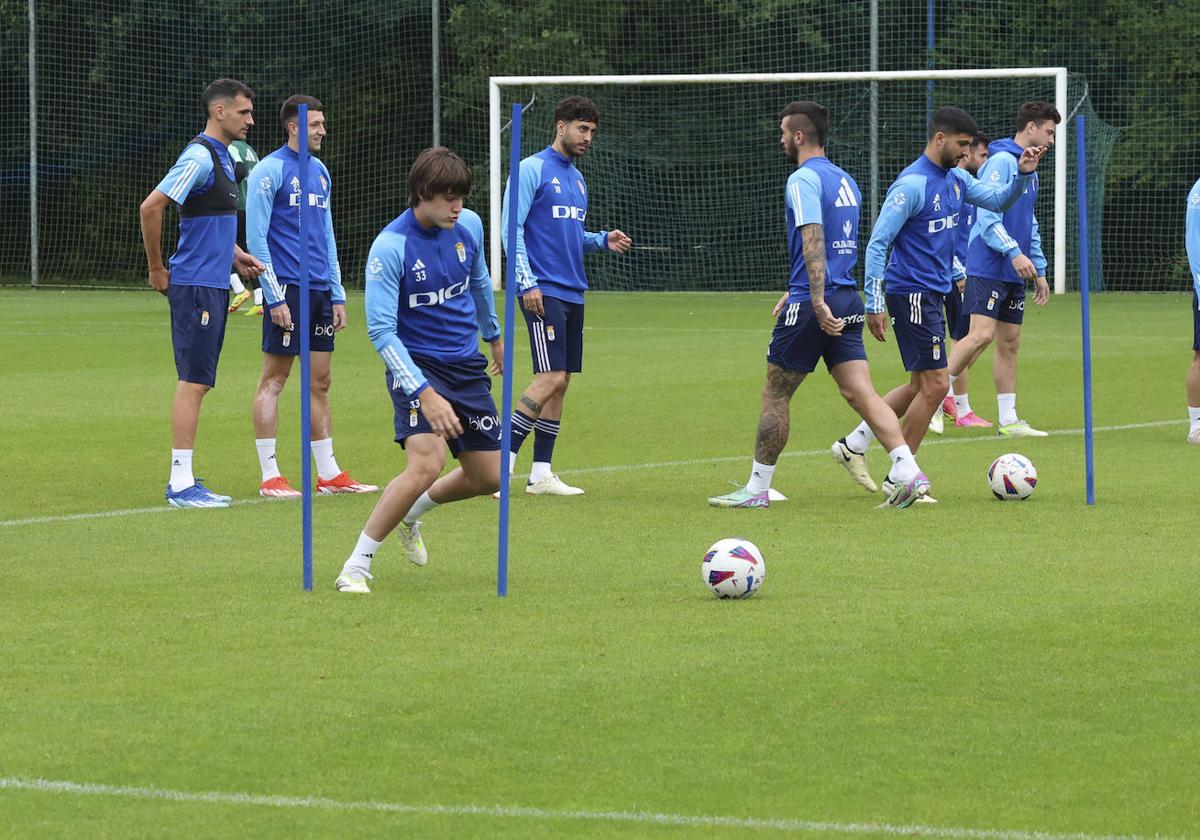 Último entrenamiento del Oviedo antes del primer partido del &#039;play off&#039;