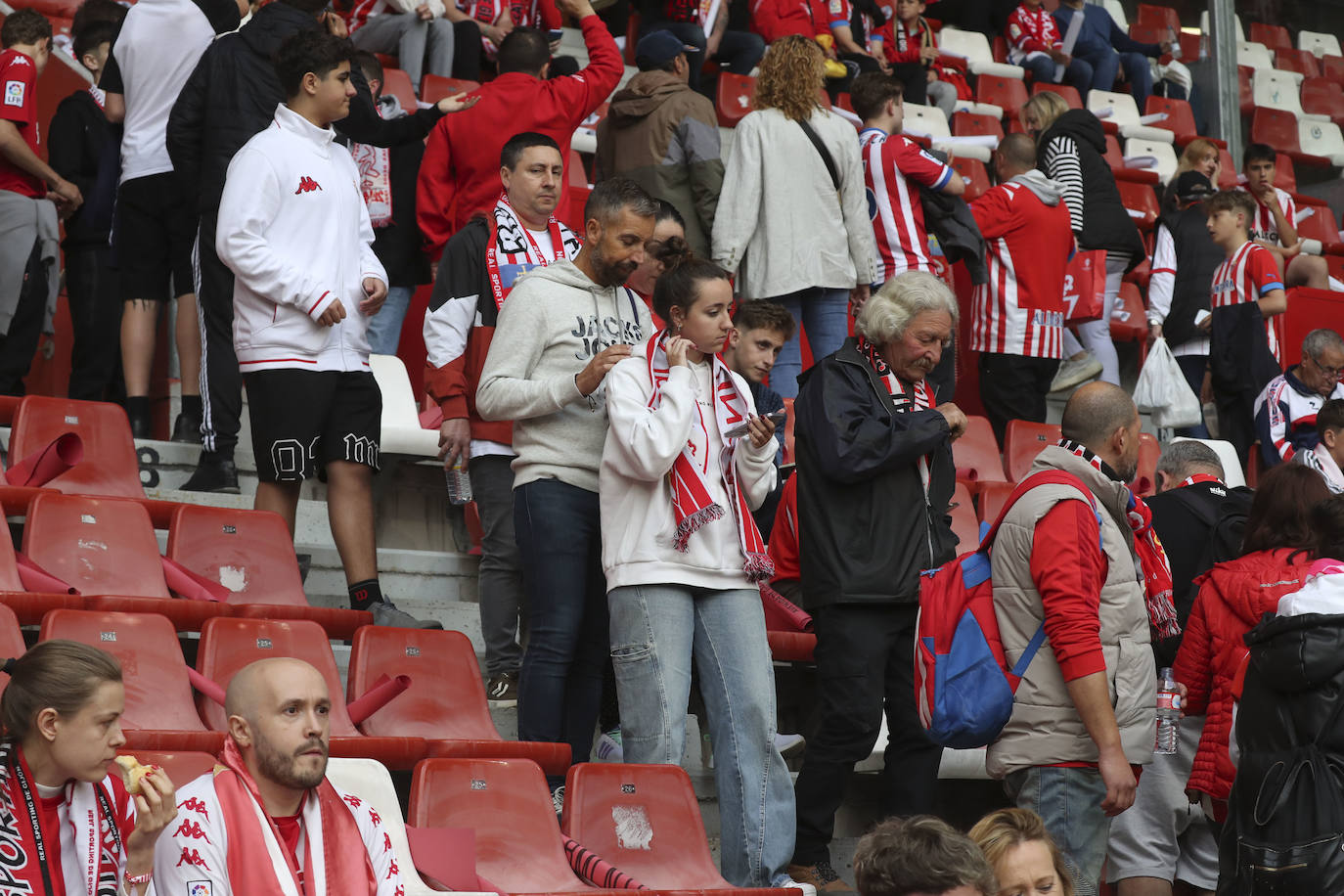 ¿Estuviste en el Sporting - Espanyol? ¡Búscate!