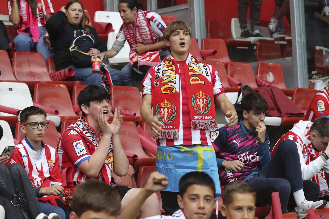 ¿Estuviste en el Sporting - Espanyol? ¡Búscate!