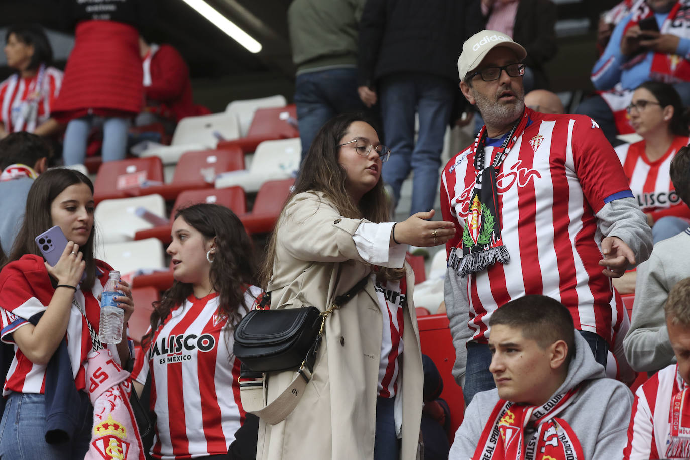 ¿Estuviste en el Sporting - Espanyol? ¡Búscate!