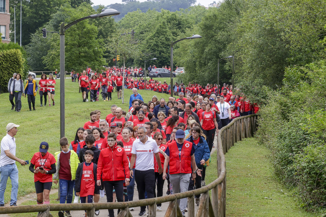 Primera marcha solidaria de Cruz Roja