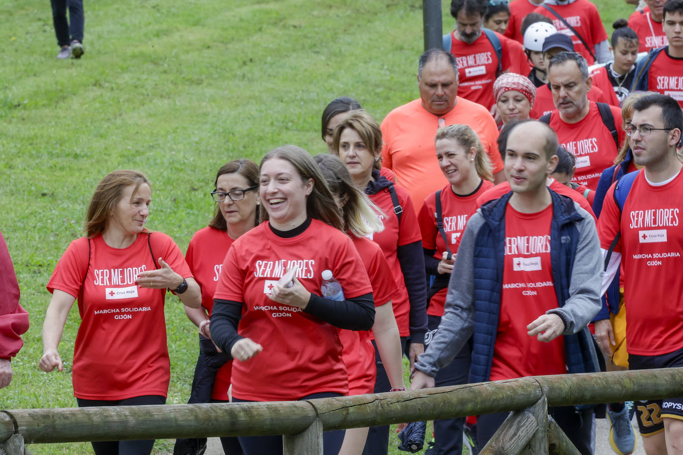 Primera marcha solidaria de Cruz Roja