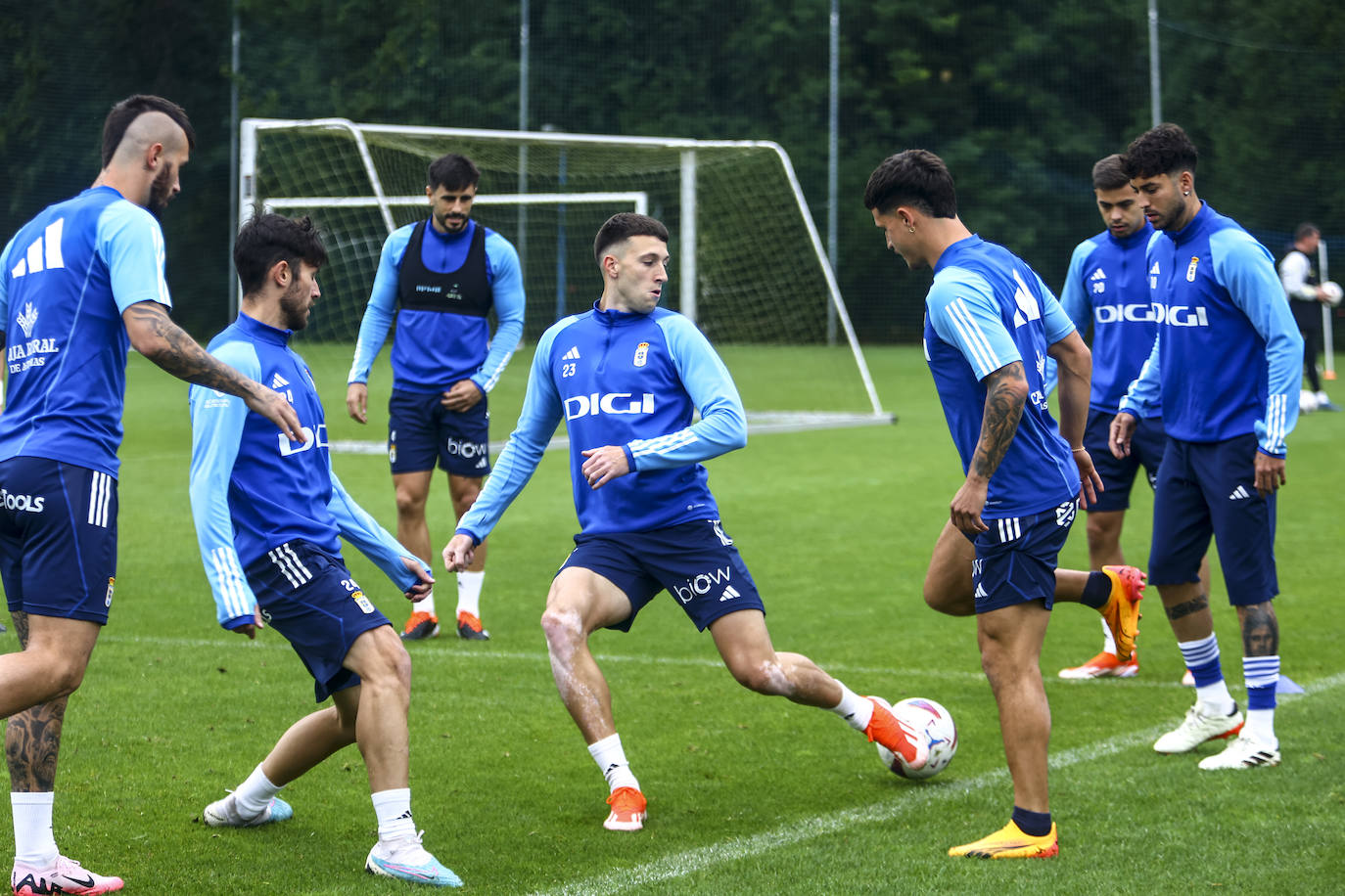 Entrenamiento del Real Oviedo tras el partido contra el Eibar