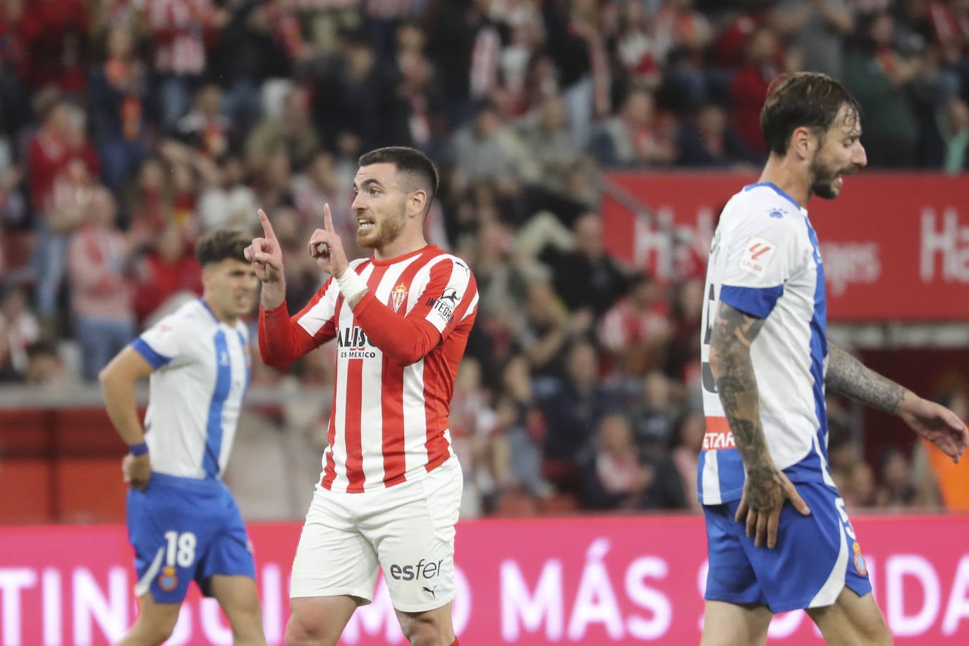 Las mejores imágenes del partido entre el Sporting y el Espanyol