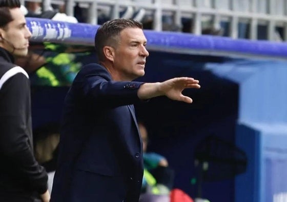 Luis Carrión, técnico del Real Oviedo.