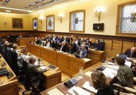 Pumariega niega que exista una «brecha» en el gobierno local con Foro, a raíz de la alternativa del PP para el vial de Jove