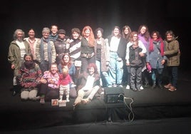 Grupo de mujeres de la Asociación LaTrebede realizando una de sus actividades