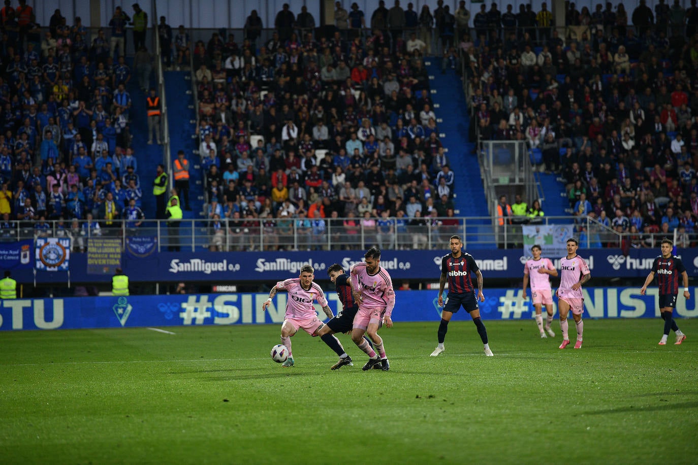 Las mejores imágenes del Eibar - Real Oviedo