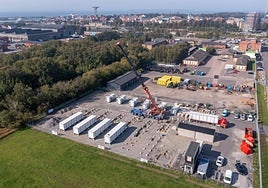 Construcción de un parque de baterías de litio de Axpo en Suecia. Esta compañía proyecta una instalación similar en Siero y ya cuenta con la atutorización ambiental previa.