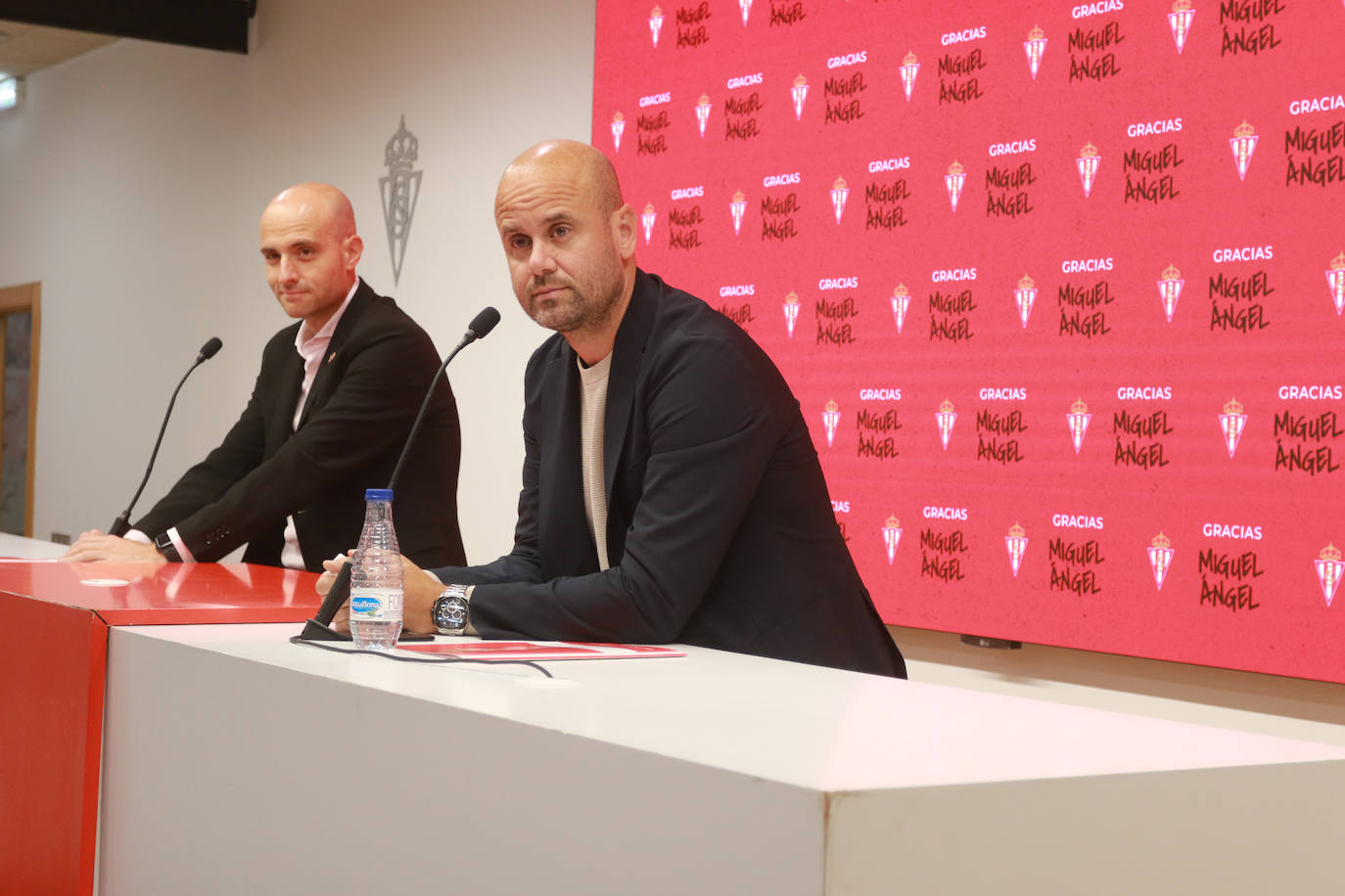 Emotiva despedida a Miguel Ángel Ramírez como entrenador del Sporting