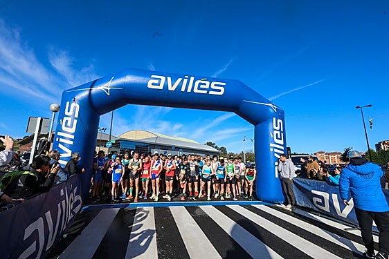 Salida de la Media Maratón de Avilés de El Quirinal en marzo de 2022.