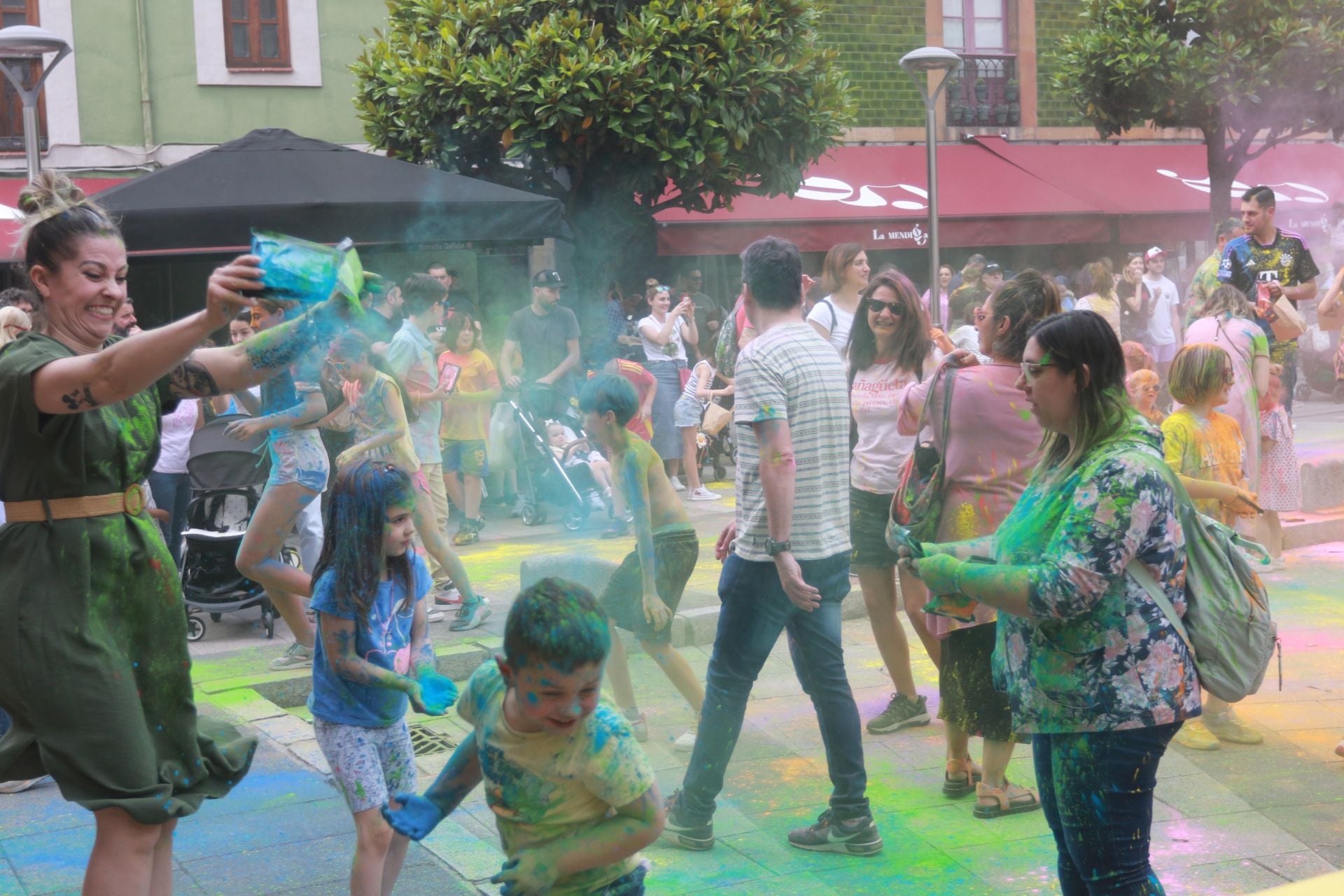 Colores para la foguerina de San Xuan en Mieres