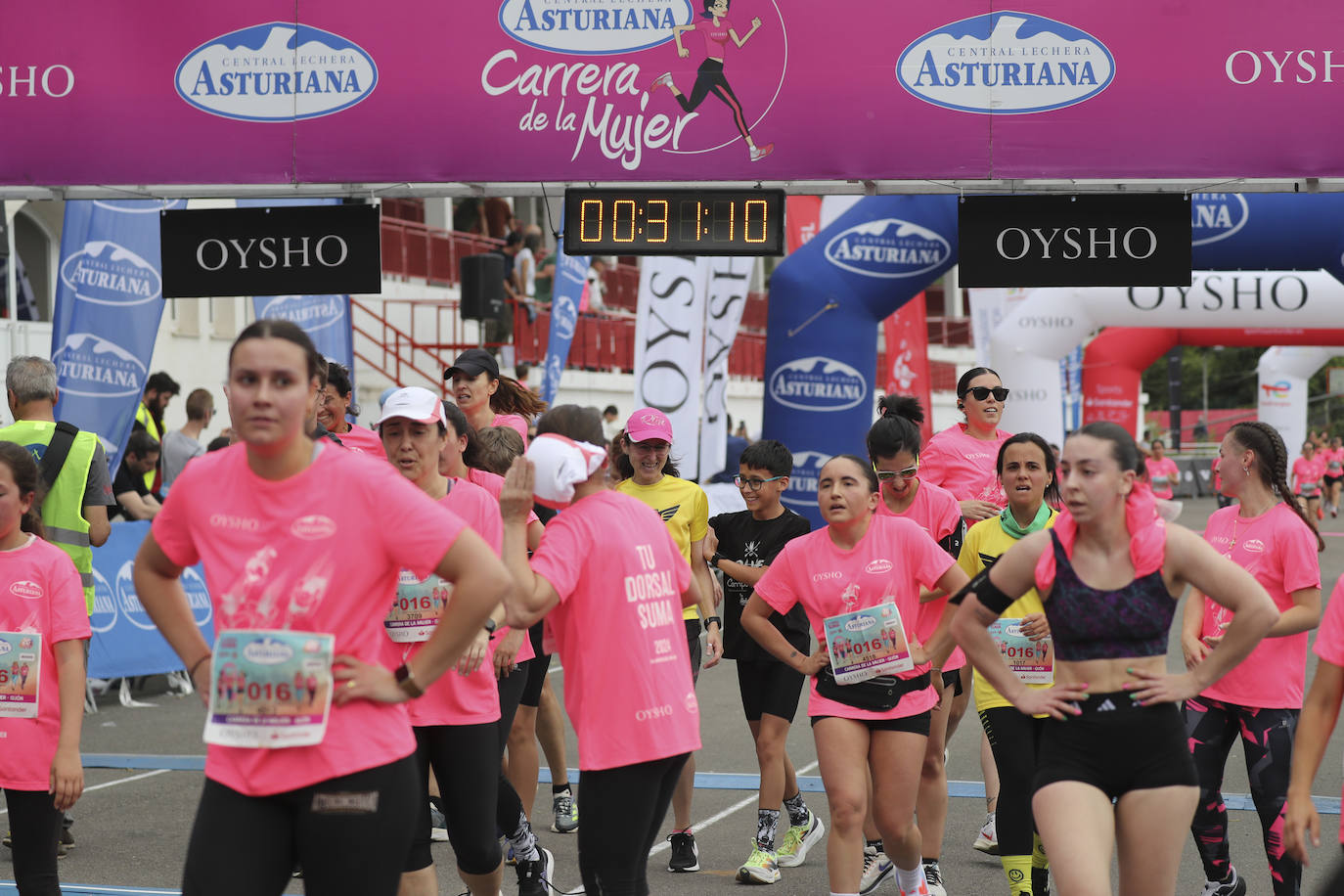 ¿Estuviste en la Carrera de la Mujer en Gijón? ¡Búscate en las fotos!