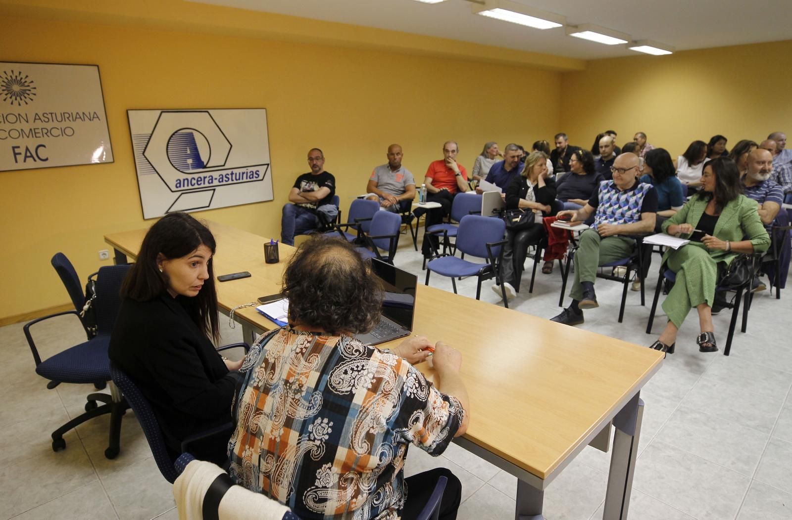 Asamblea de comerciantes de El Fontán