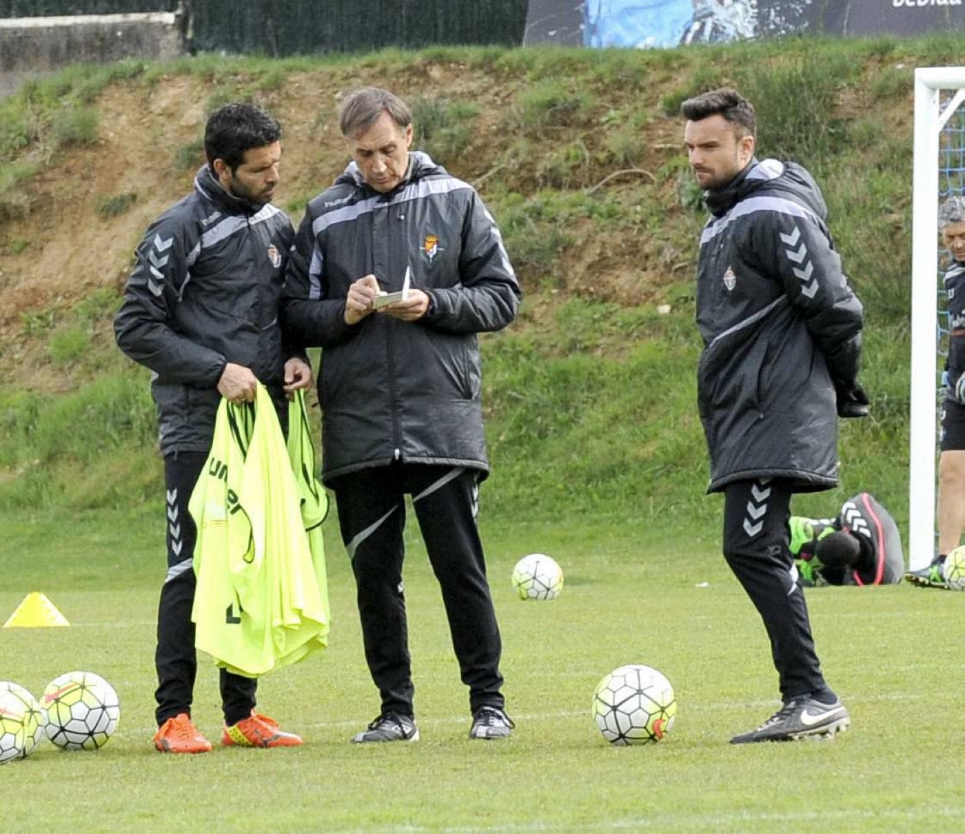 Miguel Ángel Portugal y Rubén Alvés, en su etapa en el Valladolid, con Javier Baraja a la izquierda.