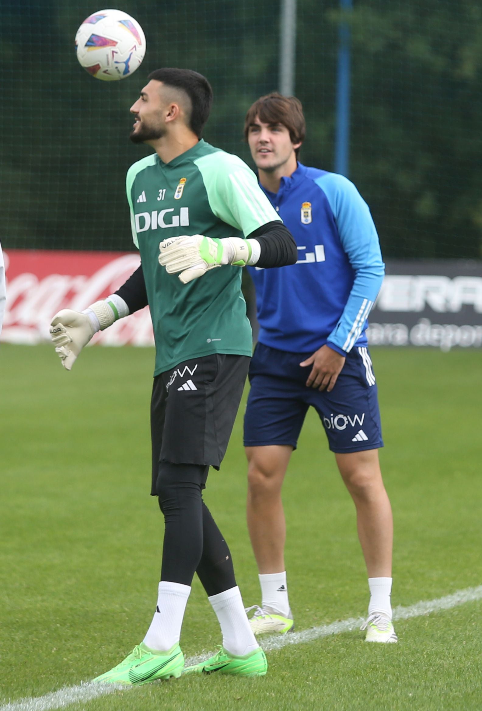 Así entrena el Real Oviedo antes del partido frente al Espanyol