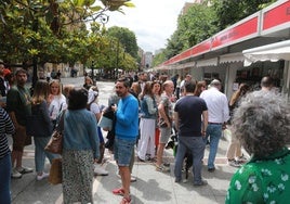 Las imágenes que deja la Feria del Libro en Gijón este sábado