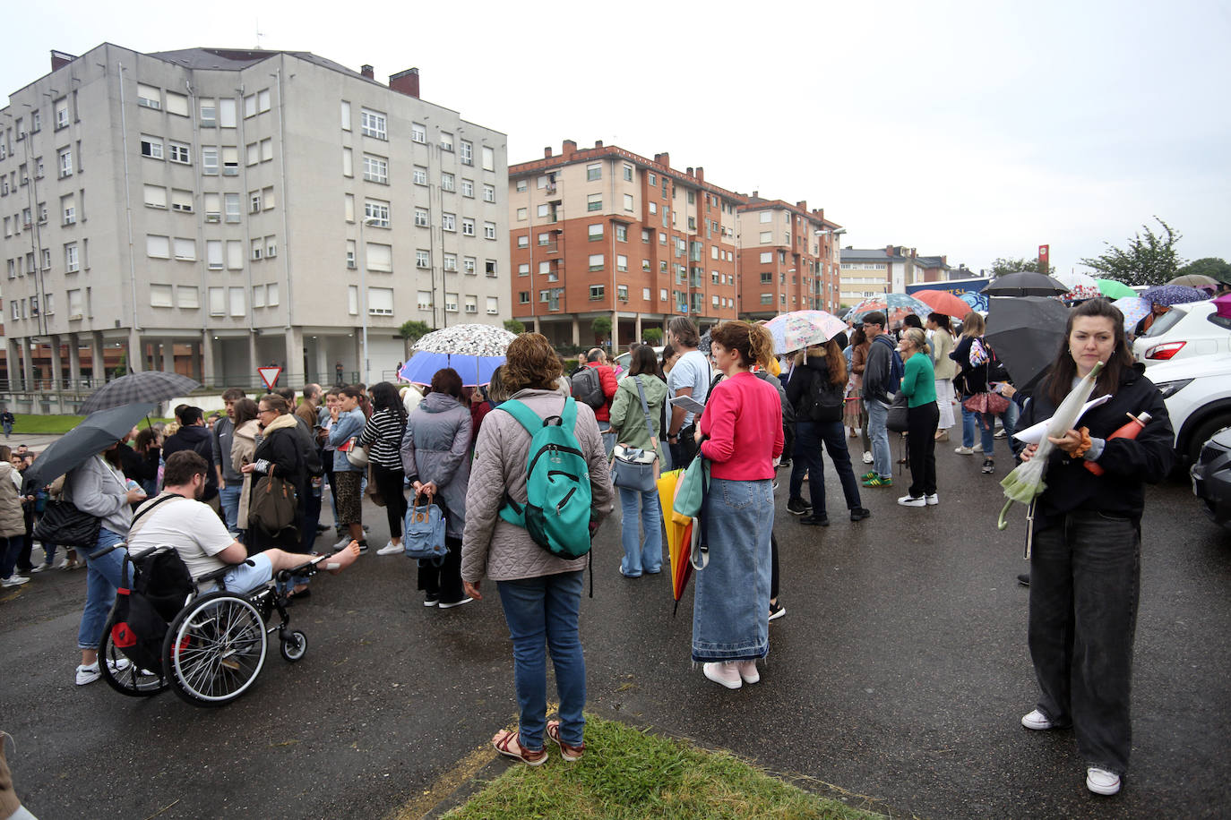 Opositores veteranos y muchas ganas de una plaza fija de maestro en Asturias