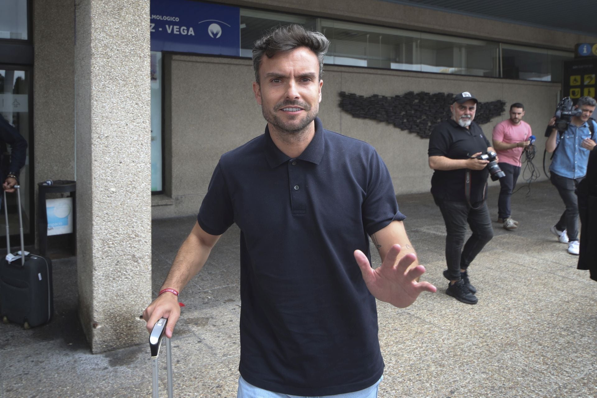 Rubén Albés llega a Asturias: el recibimiento al nuevo entrenador del Sporting