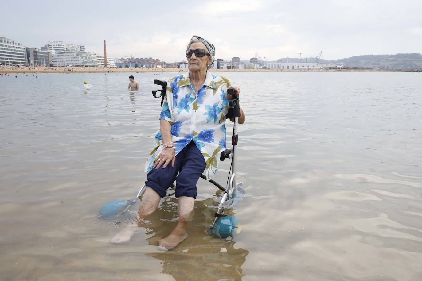 De El Bierzo a Gijón para mojar los pies en Poniente