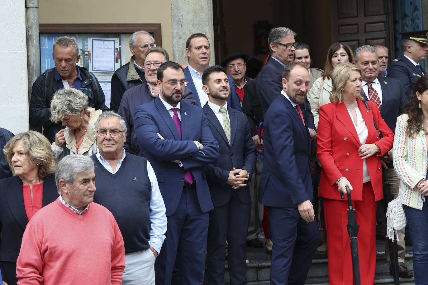 Cudillero brilla por San Pedro: las imágenes una Amuravela multitudinaria