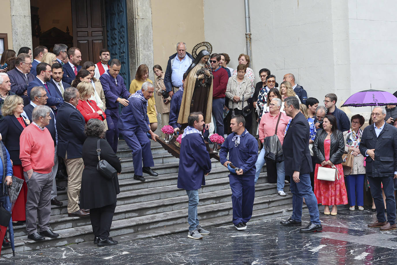 Cudillero brilla por San Pedro: las imágenes una Amuravela multitudinaria