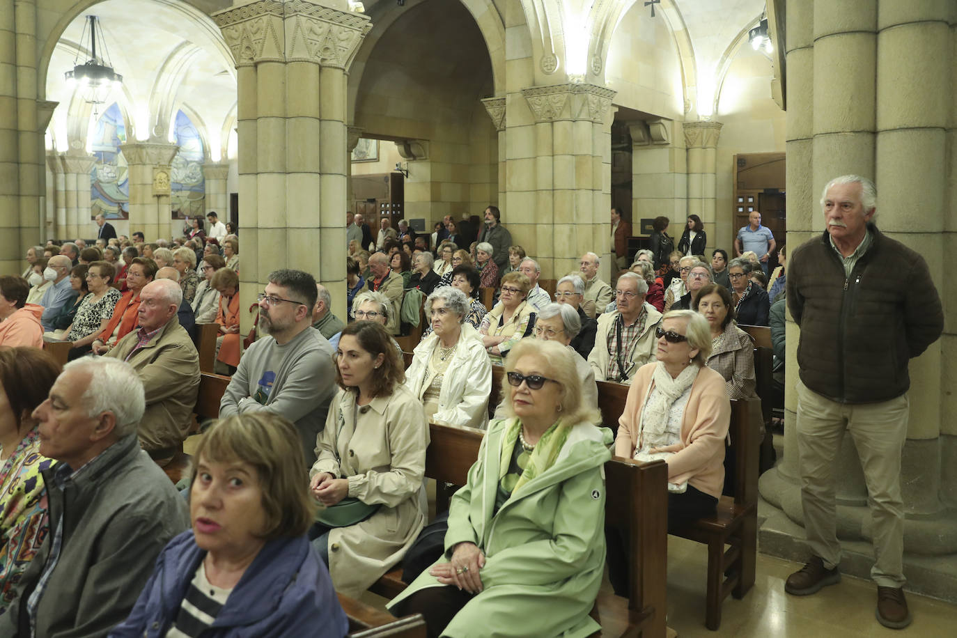 Gijón inicia los festejos por San Pedro con la bendición de las aguas