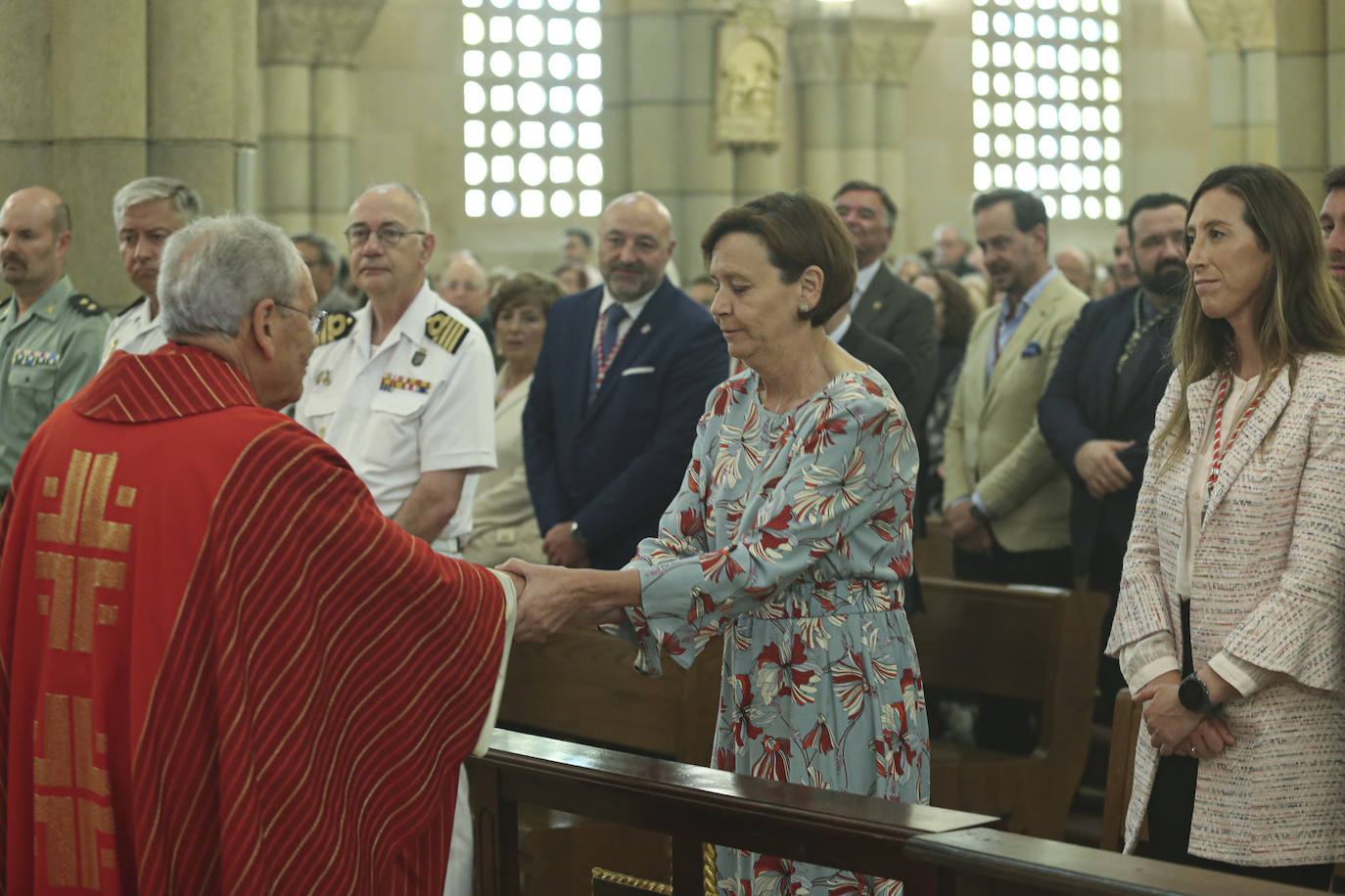 Gijón inicia los festejos por San Pedro con la bendición de las aguas