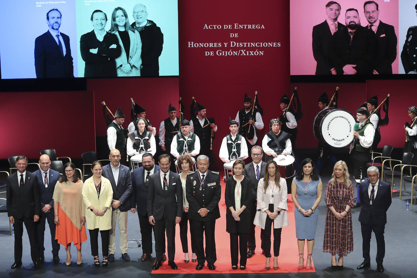 Honores y distinciones en Gijón: así fue la entrega de medallas de la ciudad