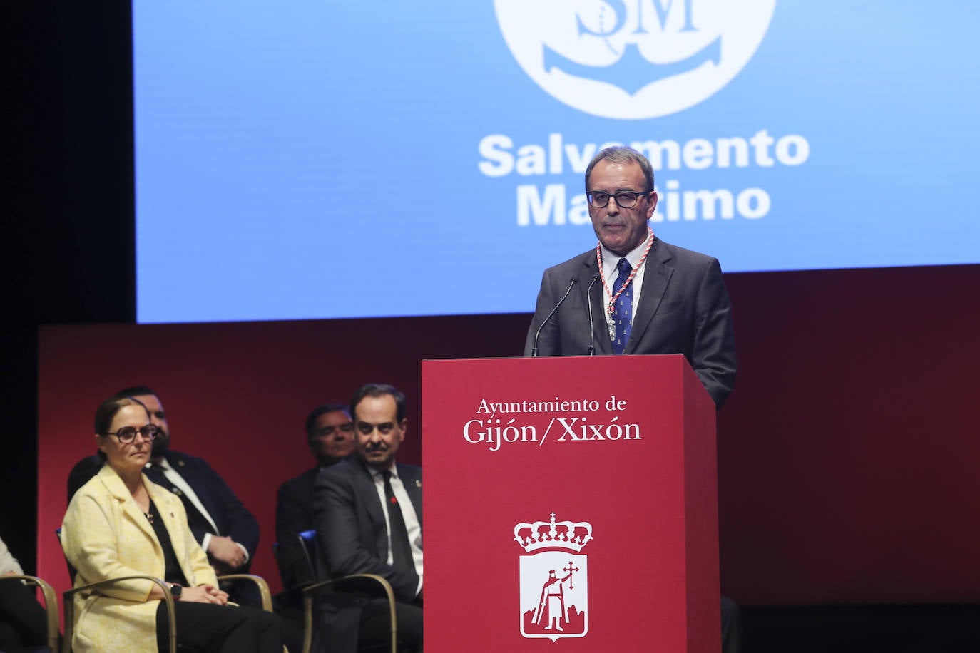 Honores y distinciones en Gijón: así fue la entrega de medallas de la ciudad