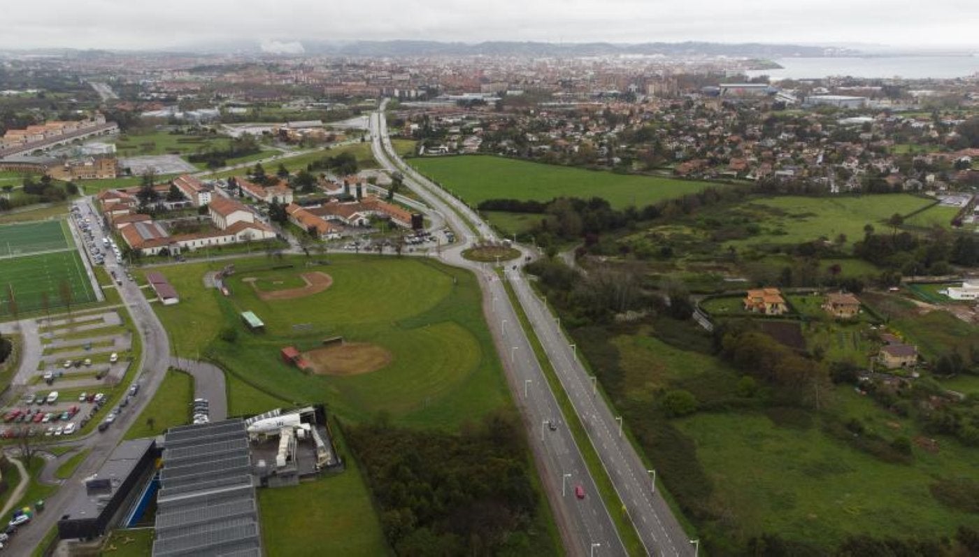 Terrenos de la ampliación anexos a la avenida de la Pecuaria.