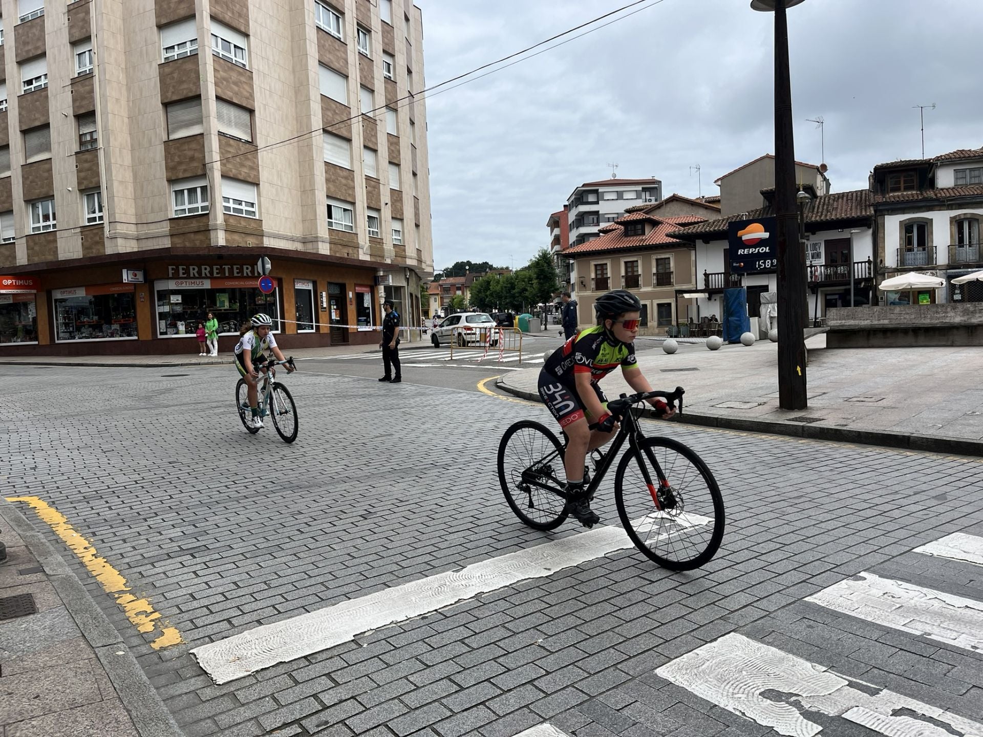 Las jóvenes promesas del ciclismo recorren Siero