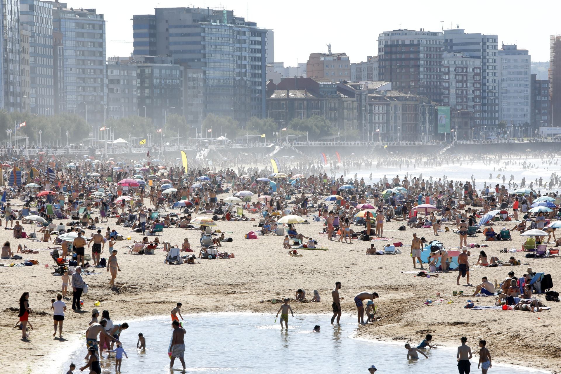 El verano por fin llega a Gijón