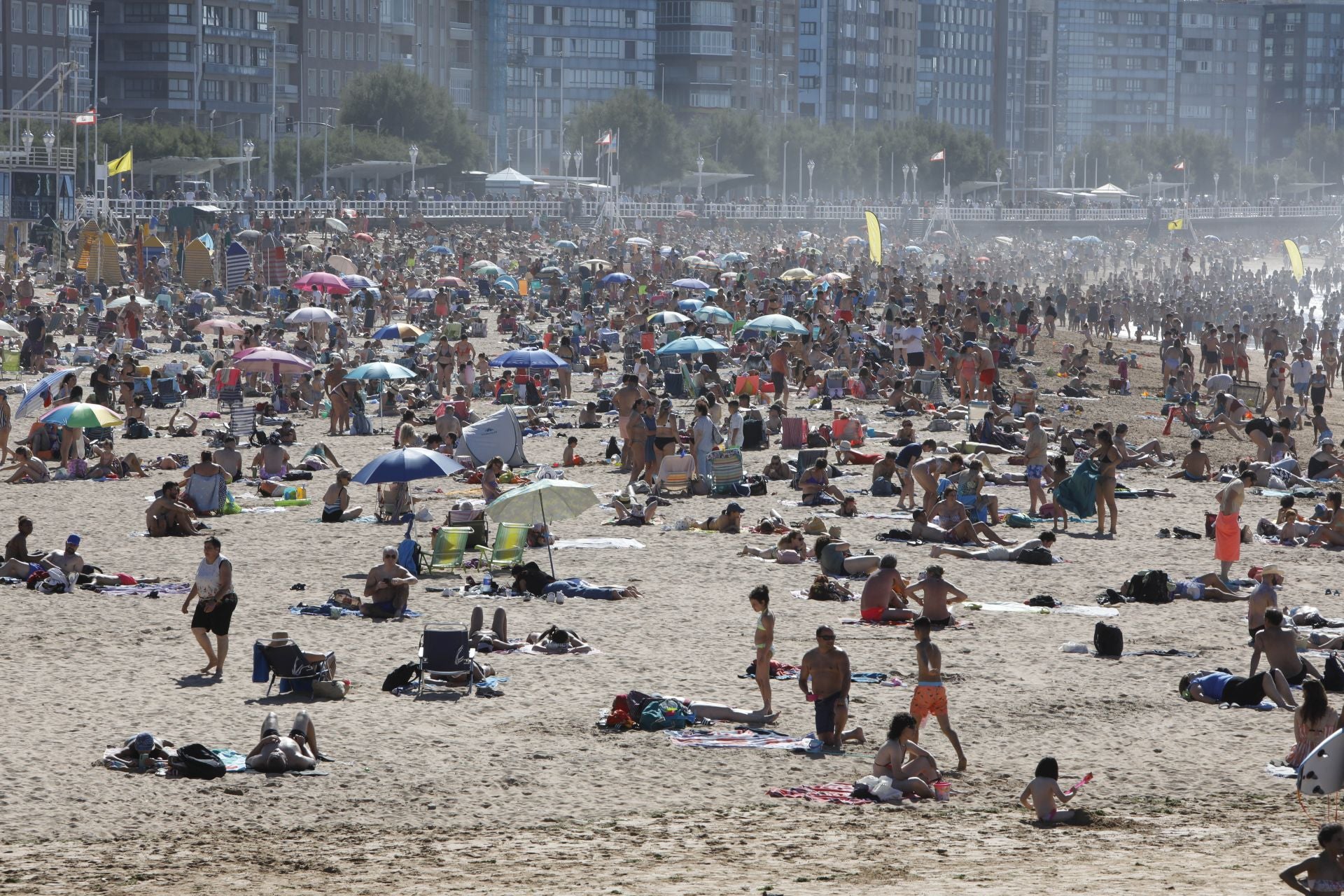 El verano por fin llega a Gijón