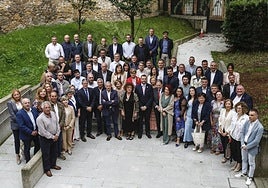 Acto de firma el documento de adhesión de ayuntamientos y mancomunidades al marco de cooperación para el desarrollo de las prestaciones sociales.