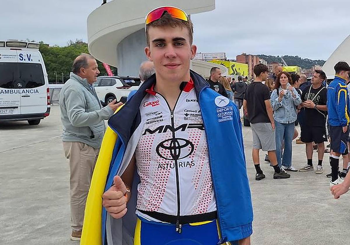 Benjamín Noval, tras finalizar la prueba en el Centro Niemeyer.