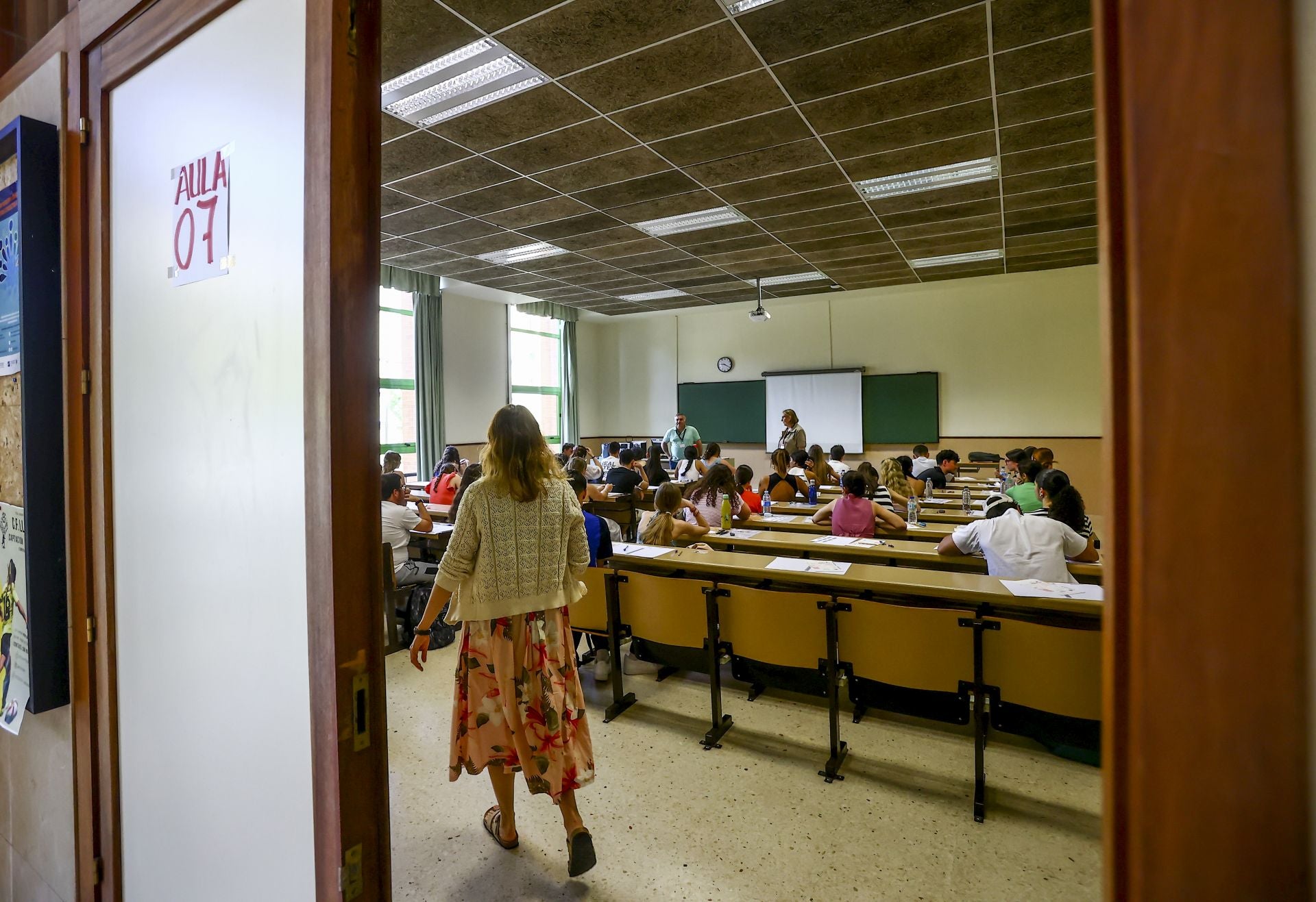 Nervios y esperanza en la segunda oportunidad para la EBAU en Asturias