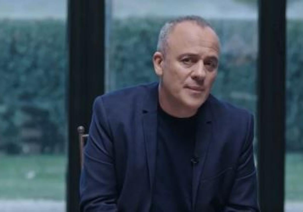 Javier Gutiérrez se emociona al hablar sobre su hijo con discapacidad: «Es el gran motor de mi vida»