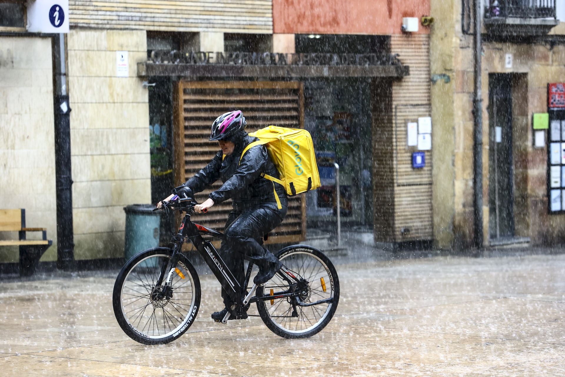 La lluvia &#039;acaba con el verano&#039; en Asturias