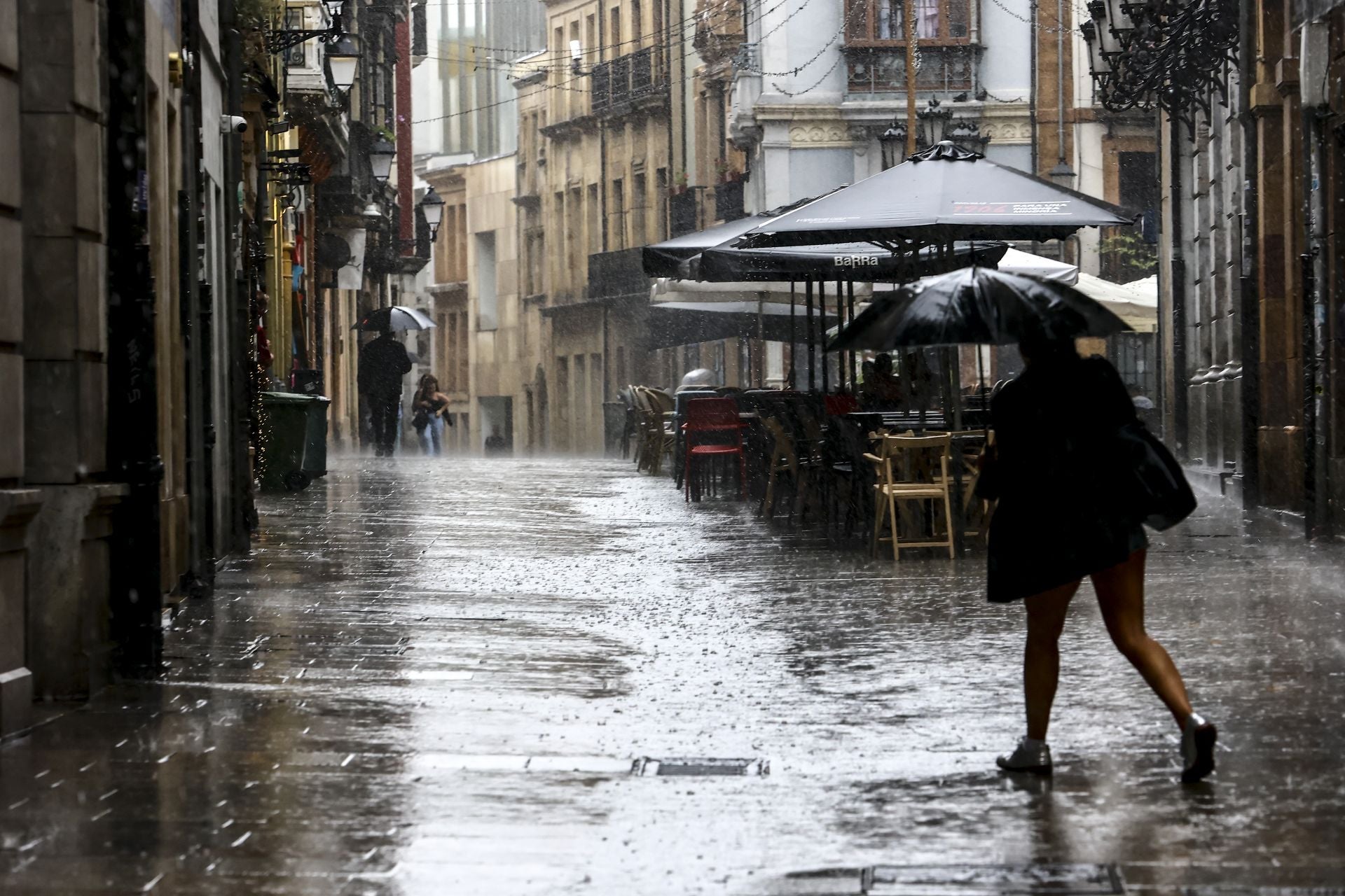 La lluvia &#039;acaba con el verano&#039; en Asturias