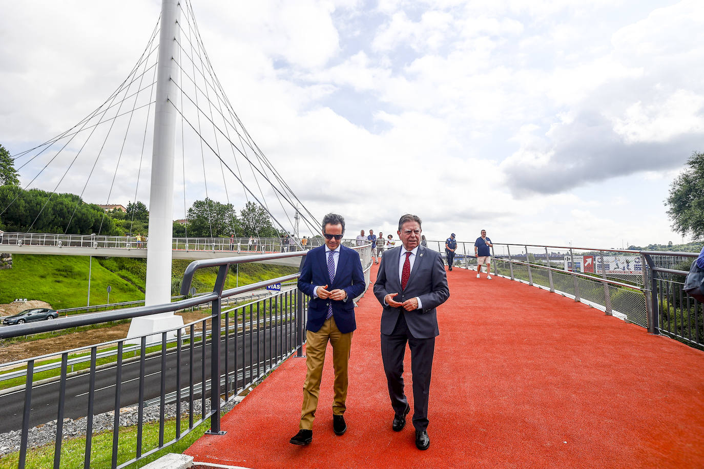 La inauguración del Arpa de Santullano, en imágenes