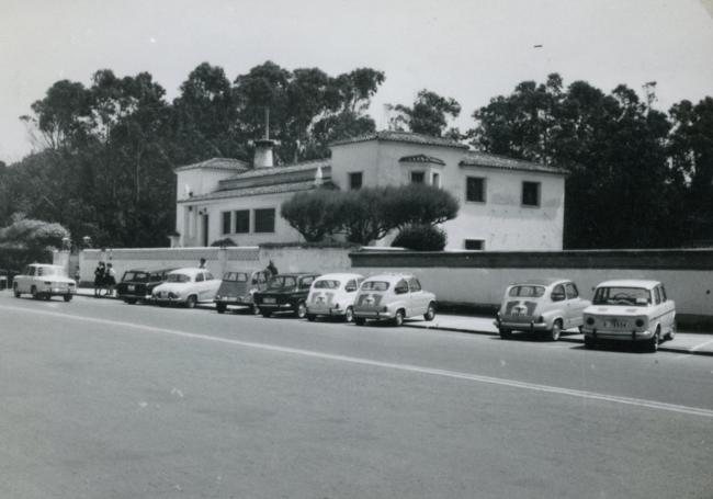 Chalé de Miguel Gargallo en la esquina de Rufo García-Rendueles con la avenida de Castilla. 1968.