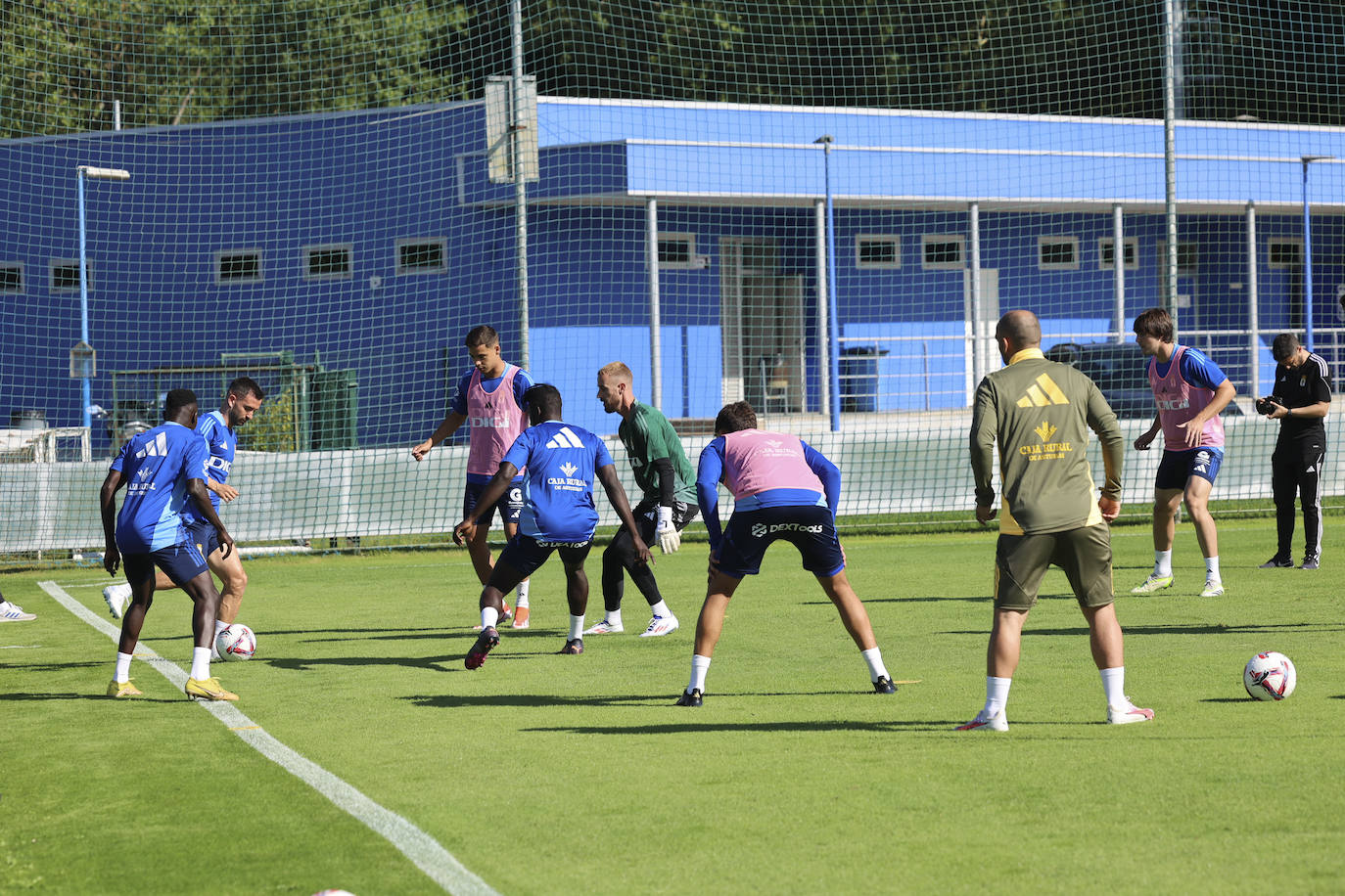 El Real Oviedo se pone a punto: las imágenes del primer entrenamiento