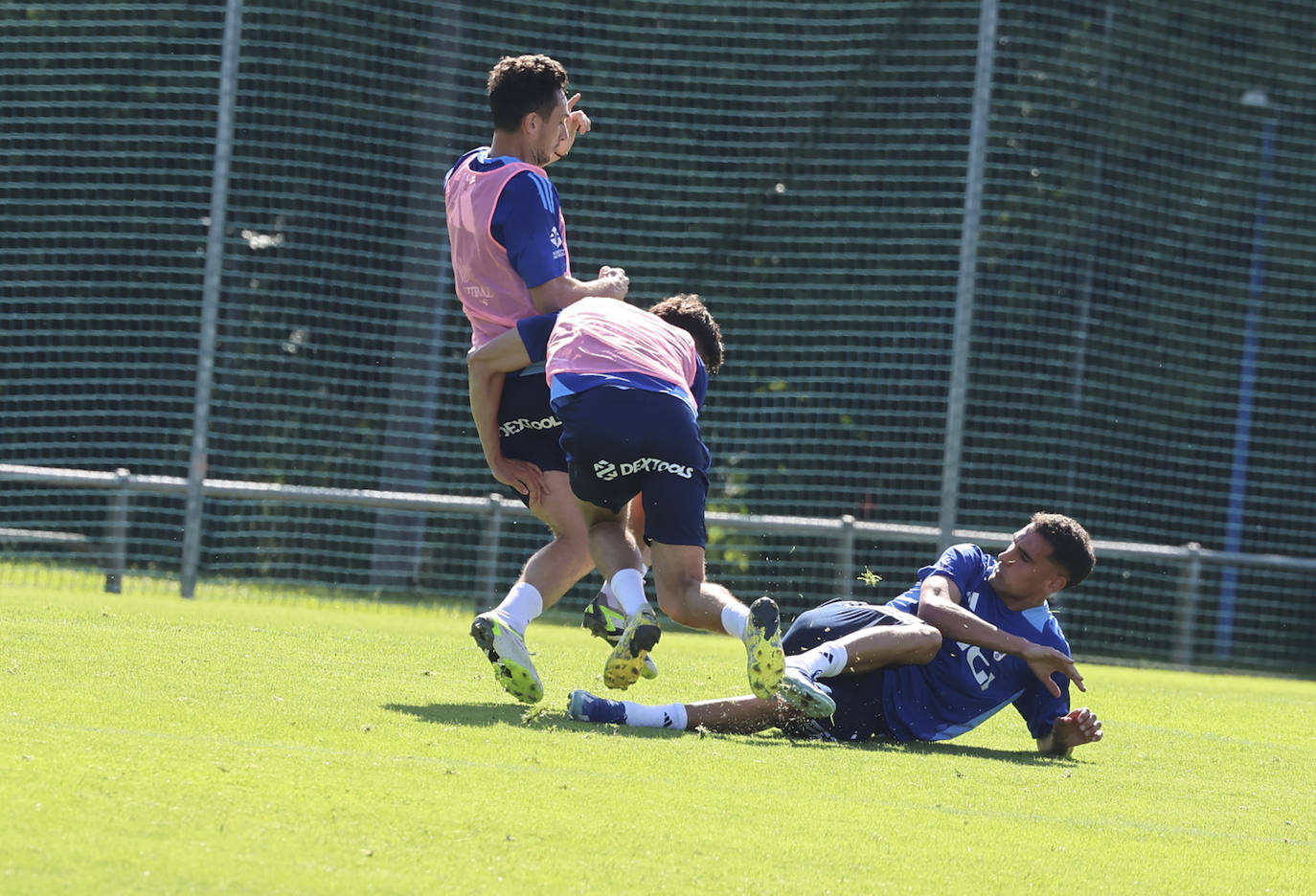 El Real Oviedo se pone a punto: las imágenes del primer entrenamiento