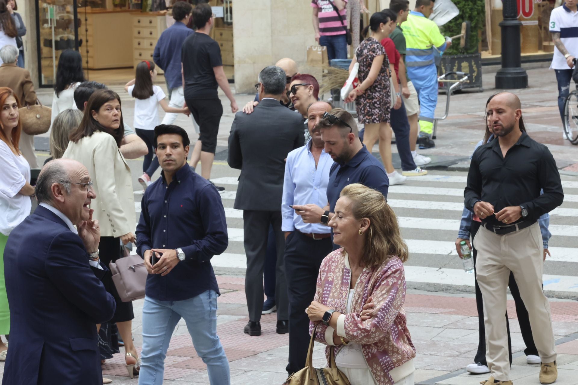 Multitudinario adiós en Oviedo a José Manuel Suárez Bocero