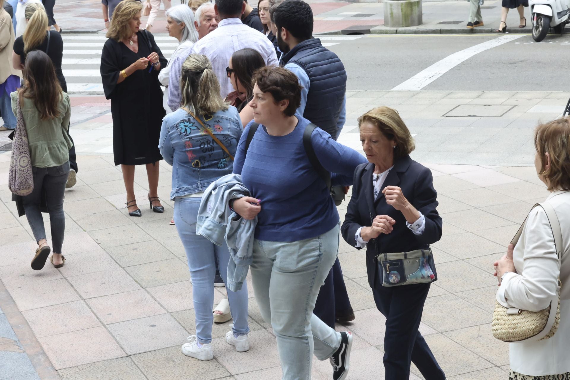 Multitudinario adiós en Oviedo a José Manuel Suárez Bocero