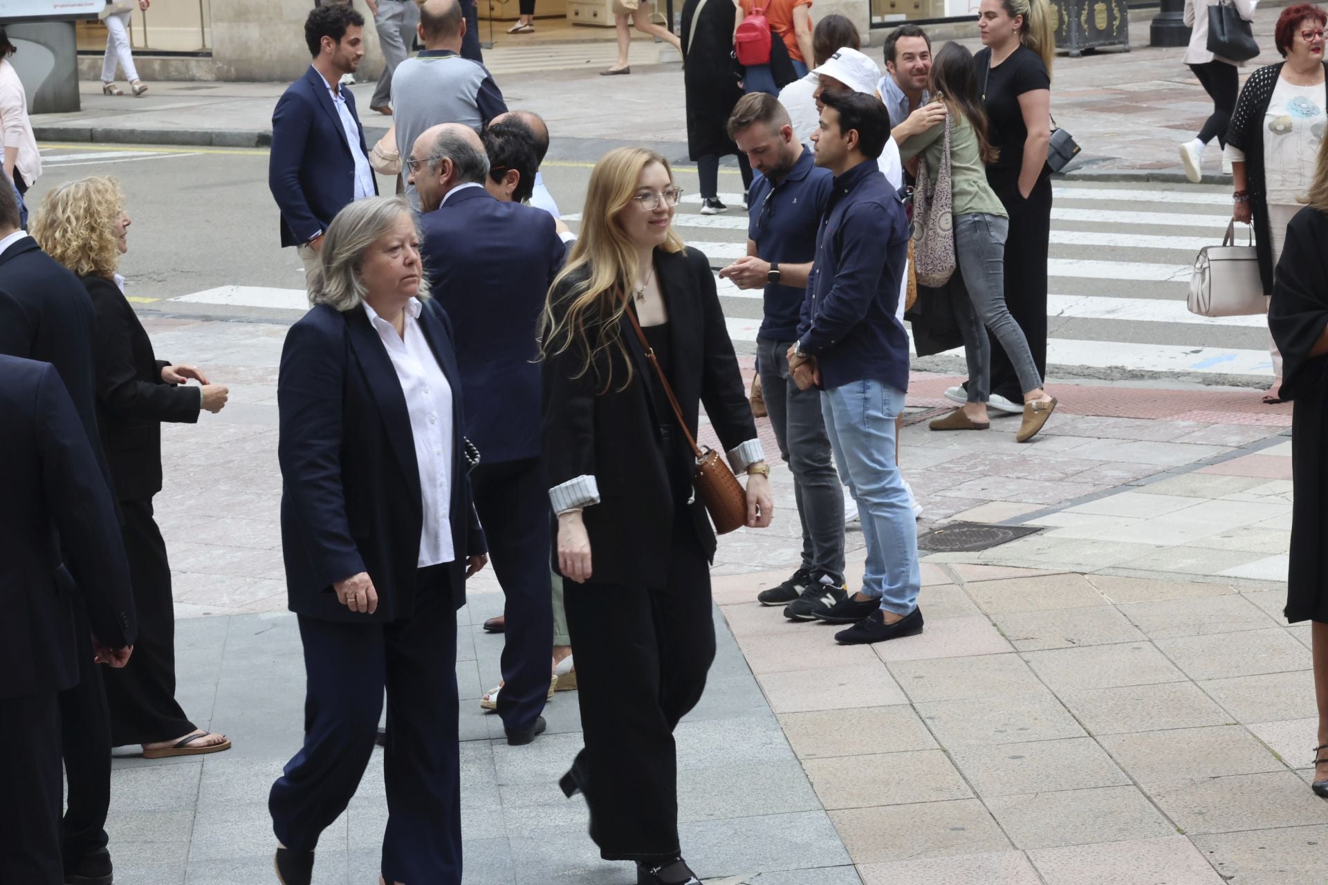 Multitudinario adiós en Oviedo a José Manuel Suárez Bocero