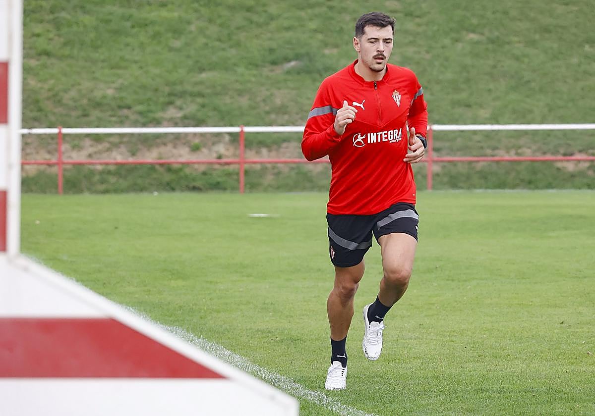 Pelayo Morilla, en una de las recuperaciones de sus graves lesiones en Mareo en noviembre de 2022.